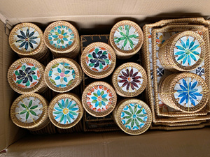 Bandeja de servicio redonda elegante más vendida con exquisitas Incrustaciones de nácar y detalles de ratán tejido para la decoración del hogar - Product Image 6