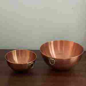 Tazón para mezclar de cobre de alta calidad de Venta caliente con soporte Calidad de exportación de metal pulido para la preparación de huevos para acampar - Product Image 5