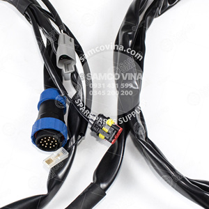 Compatibilidad del modelo de fuerza industrial KALMAR DRF450 Arnés de cableado código de barras PVN1096 con conectores Deutsch - Product Image 4