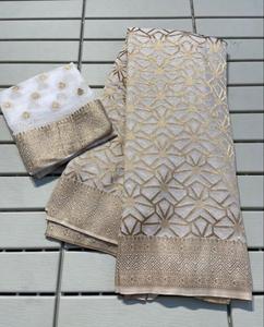 Proveedores de saris al por mayor de seda pura Khadi en línea en la India - Product Image 4