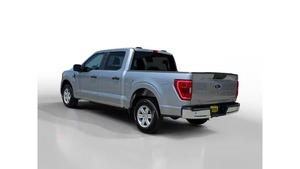 Ford F-150 XLT SuperCrew 2023, Caja de 5.5', 2WD, Usado en Excelentes Condiciones - Product Image 5