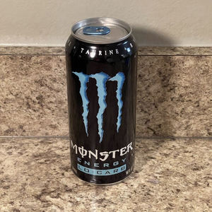 Bebida Energética Monster Energy LoCarb, Paquete de 12 Latas de 16 fl. oz. Latas, Bebida Baja en Carbohidratos y Alta en Energía - Product Image 3