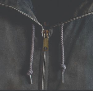 เสื้อฮู้ดซิปแบบสตรีทแวร์ ดีไซน์ระบายอากาศ สีสันโดดเด่น ลวดลายปะติดแบบสั่งทำพิเศษจากผู้ผลิต ล้างสีแบบ Acid Wash สไตล์ไม่ซ้ำใคร - Product Image 4