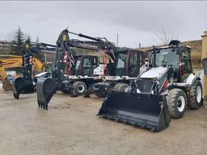 Hidromek HMK 102B Supra K4 Tractopelle à vendre 4WD Machine diesel robuste pour travaux de terrassement Hidromek HMK 102B - Product Image 5