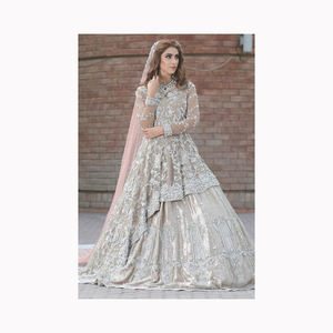 Robe de mariée indienne pakistanaise en organza avec broderie Lehenga Choli pour l'exportation mondiale - Product Image 3