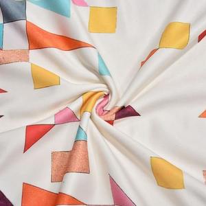 Survêtements d'hiver épais personnalisés unisexes pour hommes et femmes ensemble de survêtements à col rond de grande taille pour le printemps - Product Image 5