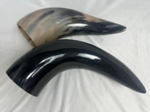 Cuerno Vikingo para Beber, Grabado Personalizado, Ecológico, con Soporte, Regalo Perfecto para Hombres y Coleccionistas, Hecho a Mano en India, Estilo Amor - Product Image 2