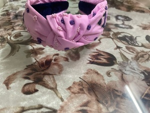 Diadema con cuentas rosas de calidad superior, accesorios para el cabello de perlas hechos a mano, tema de Halloween para uso diario y elegancia elegante - Product Image 4