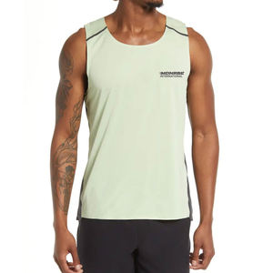 Camiseta sin mangas de secado rápido para hombre personalizable para entrenamiento de yoga al aire libre perfecta con bordado o logotipo - Product Image 2