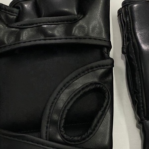 Gants de MMA Fairtex ONE à demi-doigts, sur mesure OEM, en cuir artificiel professionnel pour le combat et le sparring en arts martiaux mixtes. - Product Image 4