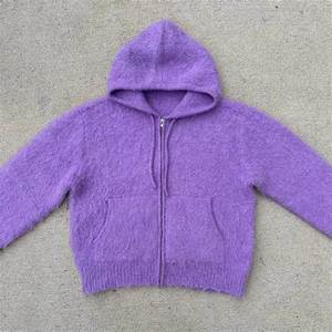 Vente en gros 100% Ensemble de vêtements de détente boutonné et zippé en mohair de haute qualité pour hommes Sweat à capuche moelleux et pantalon Survêtement en tricot doux - Product Image 1