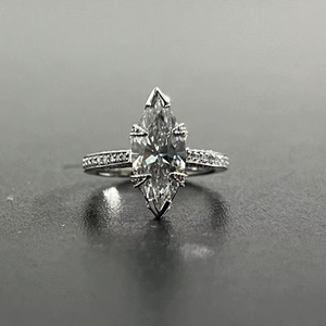 Anillo Solitario Halo Eternity de Plata de Ley 925 con Moissanita Original Corte Marquesa Estilo Art Deco, Regalo de Aniversario para Pareja - Product Image 1