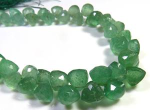 8 brins de perles de briolette à facettes en quartz fraise naturel 6.5-7mm de pierres précieuses vertes en vrac avec une coupe de trillion - Product Image 5