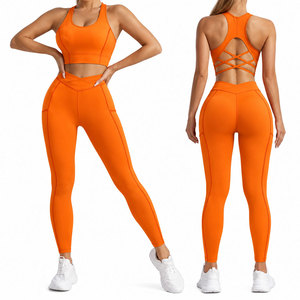 Conjunto de yoga para mujer, ropa deportiva transpirable y elástica, leggings de cintura alta y sujetador deportivo con soporte para entrenamiento en el gimnasio - Product Image 1