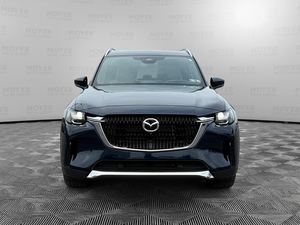 2024 USADO CX-90 PREMIUM PLUS AWD SUV AZUL INTERIOR NEGRO COMBINADO GASOLINA/HÍBRIDO TRACCIÓN EN LAS CUATRO RUEDAS 323HP AUTOMÁTICO - Product Image 4