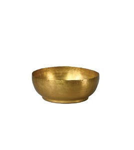Cuenco grande y tradicional de latón pulido para servir en restaurantes elegantes salas de banquetes reuniones en casa y hoteles - Product Image 5