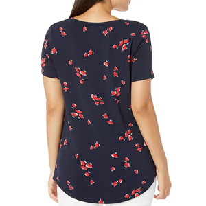 Top tipo túnica con cuello en V floral azul marino para mujer, camisetas de manga corta holgadas informales de punto suave para mujer, ropa de verano - Product Image 6