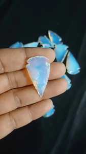 Cristales de Luna Tallados a Mano al por Mayor, Cristales Curativos con Grabado de Amor, Piedras Preciosas en Venta - Product Image 2