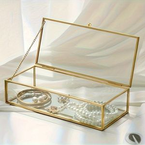 Exquisita caja de vidrio de metal Premium para soluciones de almacenamiento únicas, ideal para exhibición de regalos y elegante centro de mesa decorativo - Product Image 5