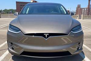 TESLA MODEL X 90D 2016 USADO, Volante a la Izquierda/Derecha - Product Image 2