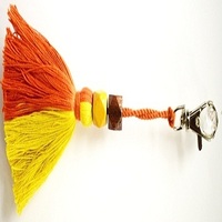 Couverture polyester boucles d'oreilles soie gland cordon en stock métal gland charme livre marque glands