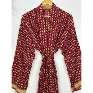 Robe de luxe pour homme en soie recyclée durable, élégante, masculine, vintage, kimono classique intemporel, tissu tissé 100% soie - Product Image 5