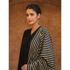 Dupatta Modal Nyah - Chal de Georgette con Estampado Digital Floral y Bordado para Mujer - Product Image 2
