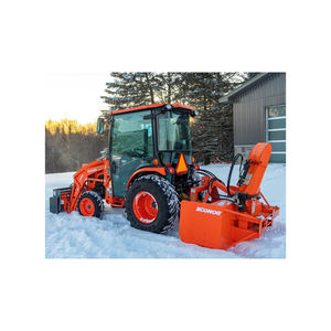 Tracteur Kubota avec souffleuse à neige à montage arrière pour tracteurs avec installation facile Haute qualité - Product Image 1