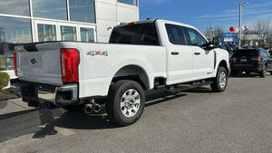 รถฟอร์ด F-250 Super Duty XLT SuperCab 4WD ปี 2024 สภาพดี ใช้งานน้อย ไม่เคยเกิดอุบัติเหตุ พวงมาลัยซ้าย/ขวา - Product Image 2