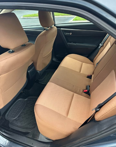 Corolla LE Eco-Plus berline 4 portes, conduite à gauche, avec 50001-75000 milles et 200-250 ch, à vendre - Product Image 4