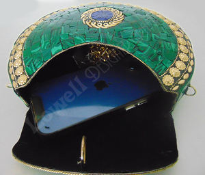 กระเป๋าคลัทช์โลหะลายโมเสกลายพนังวินเทจสีเขียวของ Lowellcraft กระเป๋างานแต่งแบบลำลอง - Product Image 6