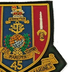 Insignia de Blazer de los Marines Reales, Bordado Tradicional con Hilos Dorados, Fondo de Fieltro No Tejido, Diseño Rectangular 3D Personalizable - Product Image 2