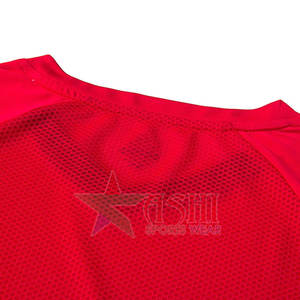 Uniformes de Fútbol Personalizados al por Mayor para Adultos 2026, Impresión por Transferencia de Calor, Tallas Grandes, Transpirables, de Secado Rápido, 100% Poliéster - Product Image 4