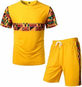 เสื้อยืดและกางเกงขาสั้นผ้าฝ้าย 100% จากโรงงานโดยตรง ชุดสตรีทแวร์ ชุดเซ็ต ผู้ผลิตเสื้อผ้า รับพิมพ์ลายและบรรจุภัณฑ์ตามสั่ง - Product Image 3