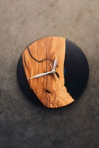 Reloj Vintage de capullo de flores textura de madera estilo antiguo MDF Reloj de pared de madera cuarzo moderno hierro de una sola cara para decoración para sala de estar - Product Image 2