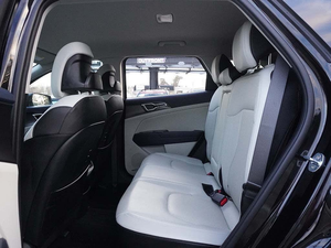 Kia Sportage Hybrid EX FWD 2024 Noir, intérieur clair, sièges en cuir, toit ouvrant, SUV d'occasion - Product Image 2