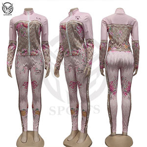 Chándales deportivos personalizados para mujer Invierno cálido OEM Diseño y logotipo personalizados con el artículo más vendido. - Product Image 1