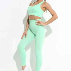 Vêtements de sport avec logo personnalisé-Vente en gros de vêtements de sport pour femmes ensembles de fitness pour femmes vêtements de sport d'été pour lifting des fesses ensemble de vêtements d'entraînement de fitness pour femmes - Product Image 4