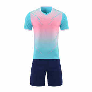 High Quality 100% Polyester Custom Design New Arrival Men Soccer Uniform Training Wholesale Soccer Uniform Reasonable Price - Product Image 1