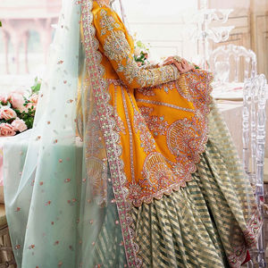 New Designer Style Heavy Embroidery Work Gharara Sharara Pakistani <b>Suits</b> <b>for</b> <b>Ladies</b> Weeding Wear With Low Price - Product Image 2
