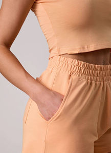 Shorts Bermuda tendance pour femmes avec taille à cordon de serrage Shorts en twill extensible ajustés pour femmes avec ODM OEM - Product Image 5