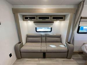 Caravana Híbrida Ligera de 4 Personas en Buen Estado, Remolque de Viaje, Casa Móvil Todoterreno - Product Image 6