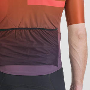 Camisetas de Ciclismo al por Mayor 2024, Jersey de Ciclismo Personalizado con Logotipo y Manga Personalizada, Ropa de Entrenamiento de Alta Calidad para Hombre - Product Image 5