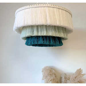 Lustre Bohème Chic à Franges, Suspension en Coton avec Abat-jour à Pompons pour Décoration de Chambre d'Enfant, Luminaire Central pour Îlot de Cuisine et Décoration de Pièce - Product Image 1