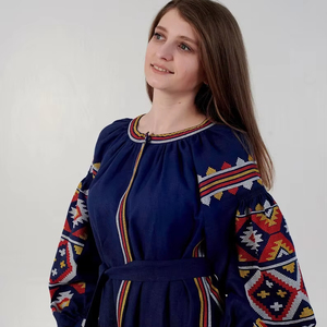 Fabricants de vêtements conception personnalisée robe Boho femmes robes Maxi femmes dame élégante à manches longues robe brodée ukrainienne - Product Image 1