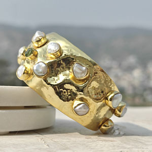 Women exquisite multi mini <b>pearl</b> collection designer adjustable cuff with raw peridot single stone 18k <b>gold</b> plated <b>bracelet</b> - Product Image 5