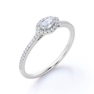 Moissanite de taille marquise-Bague de fiançailles Halo Cluster-Placage en or blanc 18 carats sur argent - Product Image 2