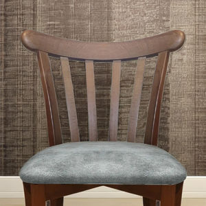 Sillas de Comedor Tradicionales de Madera Maciza Marca Olimpik, Tapicería de Cuero PU, 2 Años de Garantía, Color Opcional para Uso Comercial - Product Image 1