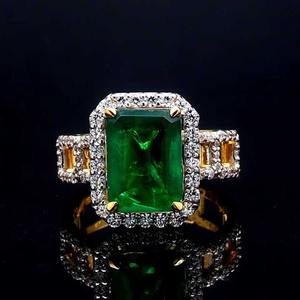 Anillo de diamante completo de circón redondo geométrico de moda para mujer, regalo de fiesta de boda o cumpleaños de latón elegante - Product Image 5