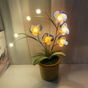 Fleurs artificielles Phalaenopsis en pot, finies, avec lumières LED, en fil tricoté à la main, pour décoration de Noël et de la maison, petites, pour l'exportation transfrontalière - Product Image 3
